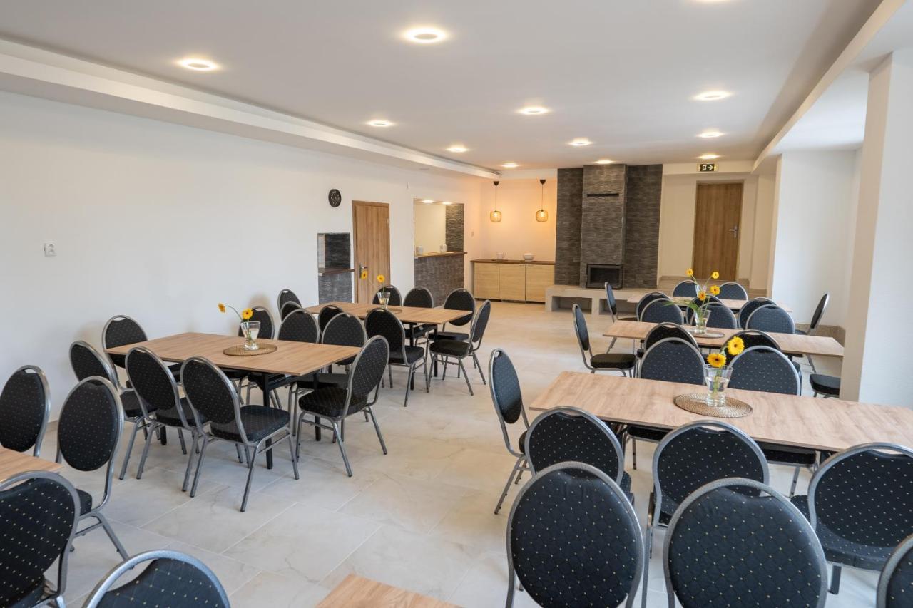 Rekreacne Stredisko Patince - Family Resort Ngoại thất bức ảnh