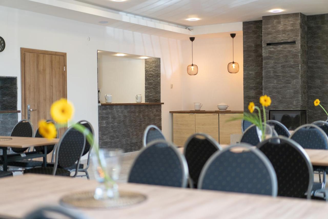 Rekreacne Stredisko Patince - Family Resort Ngoại thất bức ảnh